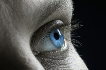 blue  eye