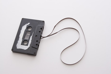 unroll tape cassette