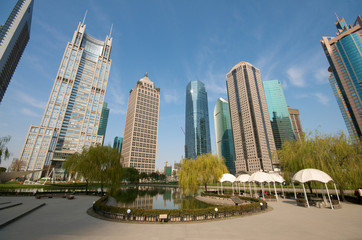 Fototapeta na wymiar Shanghai Century Park Skyline
