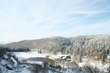 Taalsperre im Schnee