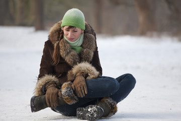 woman in pain on the road