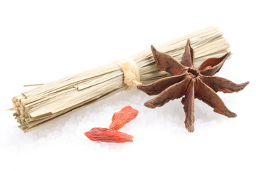 Star anise, cymbopogon and goji