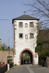 Fototapeta na wymiar Stadttor in Dreieichenhain