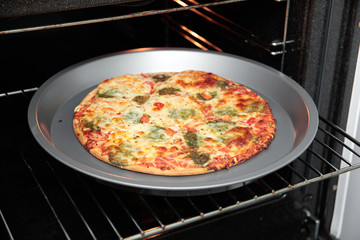 Pizza im Backofen