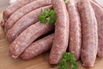 Rohe Bratwürste