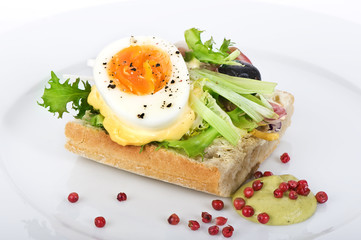 Sandwich with egg