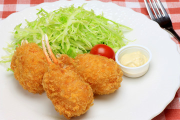 crab nail fried food