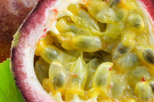 fruit de la passion, grenadille