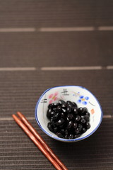 黒豆と箸