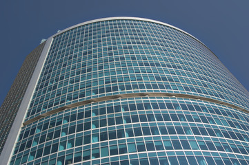Building completely consisting of glass windows