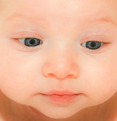 bébé agé de 3 mois
