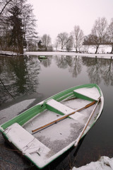 Boot in Winterlandschaft