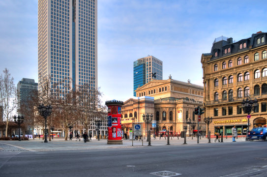 Frankfurter Opernplatz