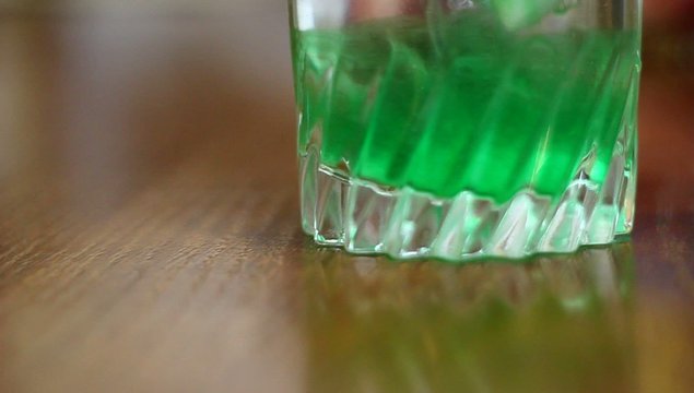 Menthe &agrave; l'eau