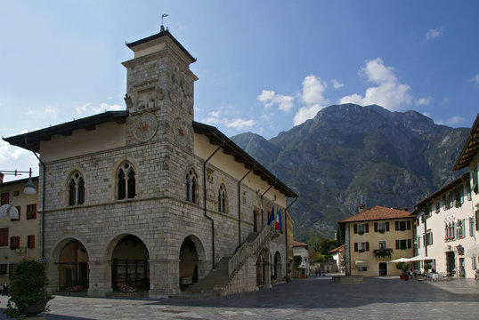 venzone