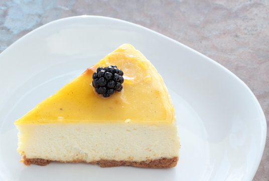 Yummy Glazed Cheesecake