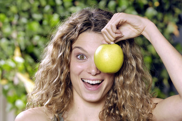 mela donna e simpatia