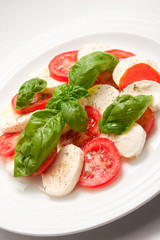 Mozarella & Tomate