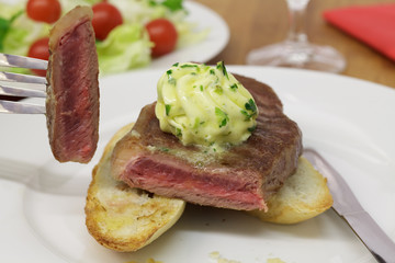 Rumpsteak mit Kräuterbutter