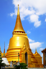 Fototapeta premium Stupa in Wat Phra Kaeo
