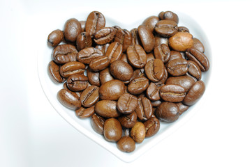 Kaffee Bohnen. Liebe Valentin herz