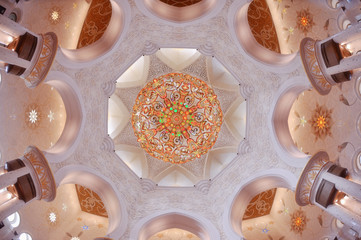 Interior of Sheikh Zayed Mosque in Abu Dhabi 07
