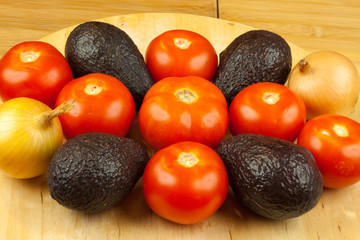Avovado Tomato Onion