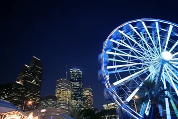 Keuken spatwand met foto Ferris wheel at the fair night lights in Houston © lunamarina