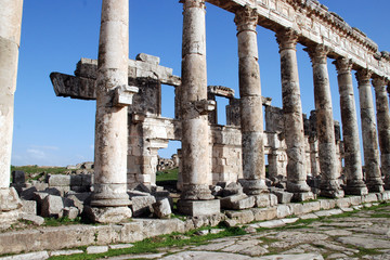 R&ouml;mische S&auml;ulen in Apameia, Syrien