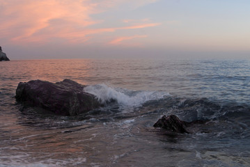Paisaje de mar al atardecer