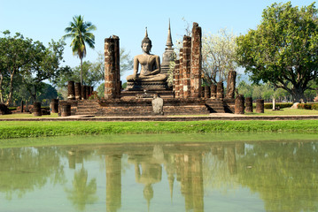 Fototapeta na wymiar Buddha statue, Wat Mahathat Temple in Sukhothai