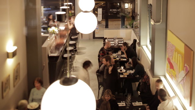 timelapse shot at a busy stylish restaurant