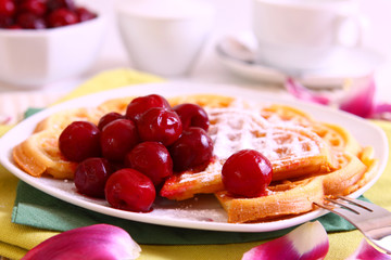 waffeln mit kirschen