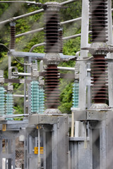 installation &eacute;lectrique isolateur transformateur &eacute;lectricit&eacute;