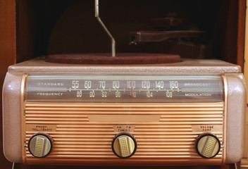 Obraz premium Vintage radio and phonogragh