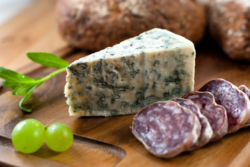 Close up of blue cheese and french dry sausage
