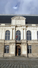 façade du parlement