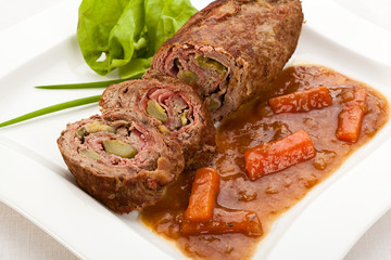 Stuffed beef and vegetables