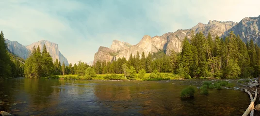 Fototapeten Yosemite Valley panorama © LoonChild
