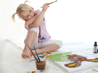 beautifull little girl is to prepare easter festival