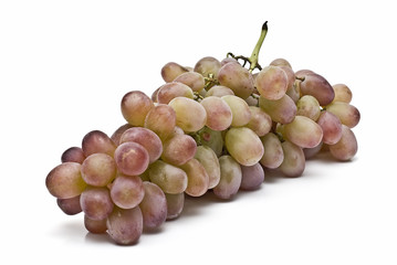 Racimo de uvas rosadas.
