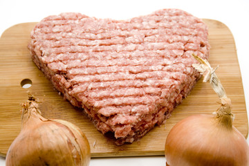 Hackfleisch in Herzform
