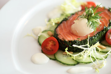 Food, Lachs mit Kraeuterkruste