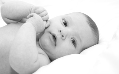 bébé agé de 3 mois