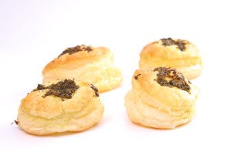 pesto pastry puffs