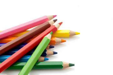 pastelli su fondo bianco