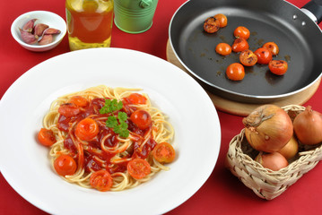 home made spaghetti with organic baby tomatoes