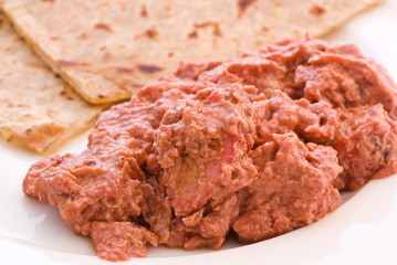Kashmir Tikka Hühnchen mit Chapati