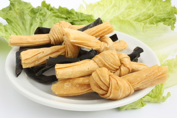 Kombu and bean curd / 豆腐皮 / 海带