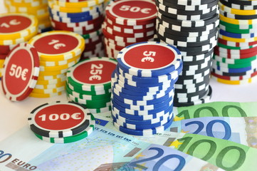 Argent au poker.